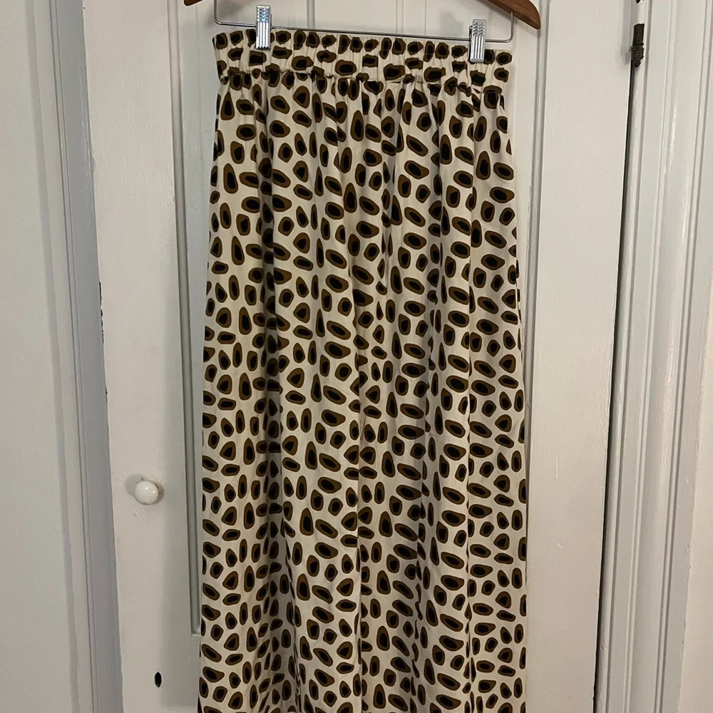 Leopard Print Maxi Skirt - Picture 2 of 5